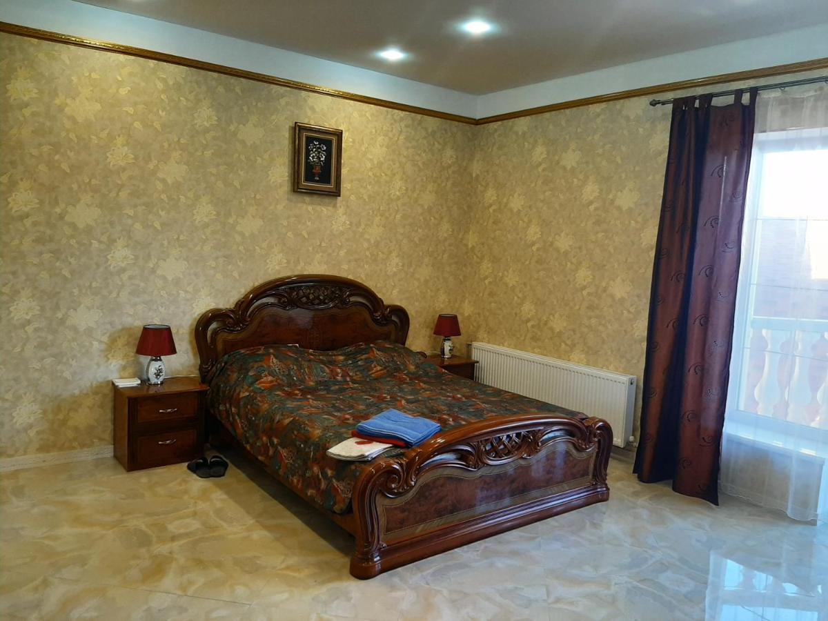 Аппартаменты С Балконом Apartment โอเดสซา ภายนอก รูปภาพ